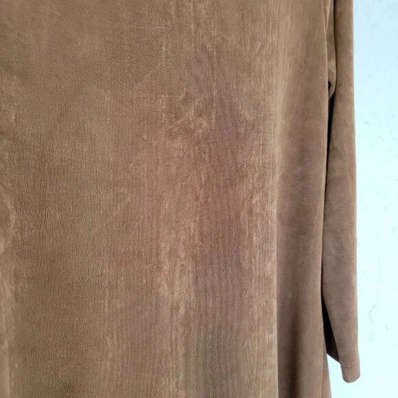 Chicos Travelers Classic Front Tuck Top Brown Women Size 1 M Draped Stretch - Picture 8 of 11
